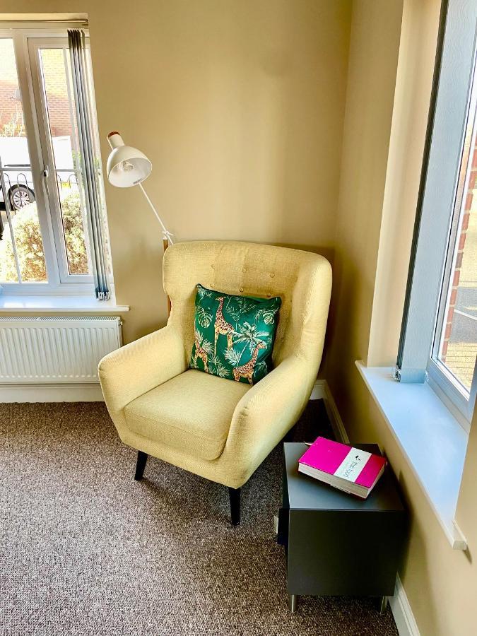 Stunning Large Detached Gloucester, 4 Beds, 3 Bedroom, 2 Bathroom Property, Nr Chelt, The Docks And Quays Sleeps 6 エクステリア 写真