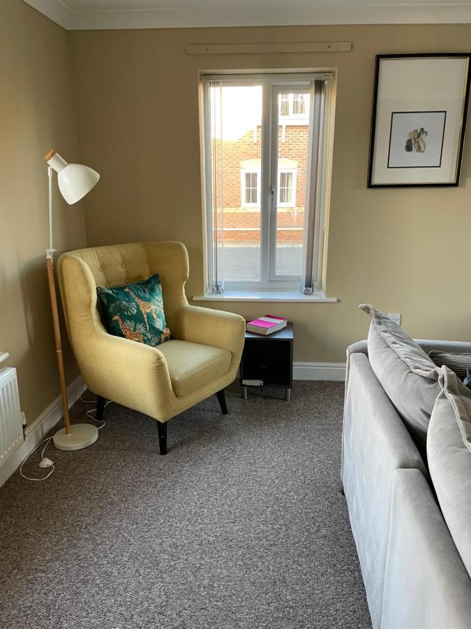 Stunning Large Detached Gloucester, 4 Beds, 3 Bedroom, 2 Bathroom Property, Nr Chelt, The Docks And Quays Sleeps 6 エクステリア 写真