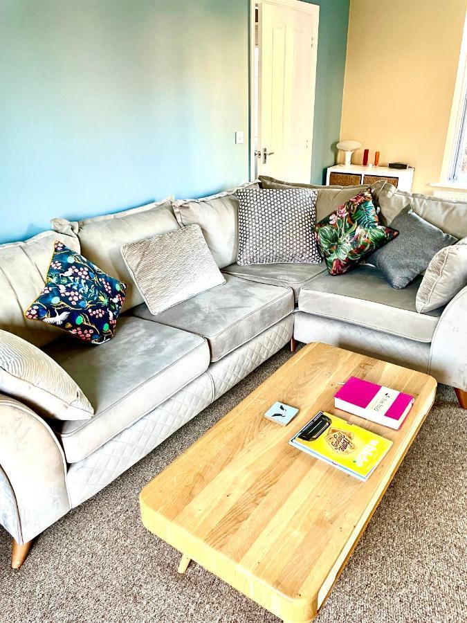 Stunning Large Detached Gloucester, 4 Beds, 3 Bedroom, 2 Bathroom Property, Nr Chelt, The Docks And Quays Sleeps 6 エクステリア 写真