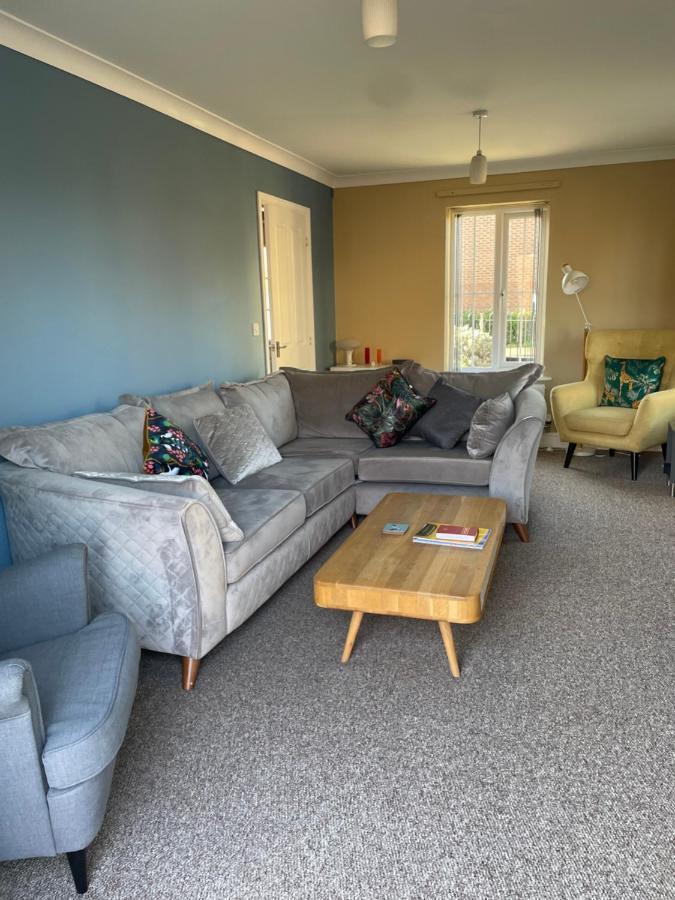 Stunning Large Detached Gloucester, 4 Beds, 3 Bedroom, 2 Bathroom Property, Nr Chelt, The Docks And Quays Sleeps 6 エクステリア 写真