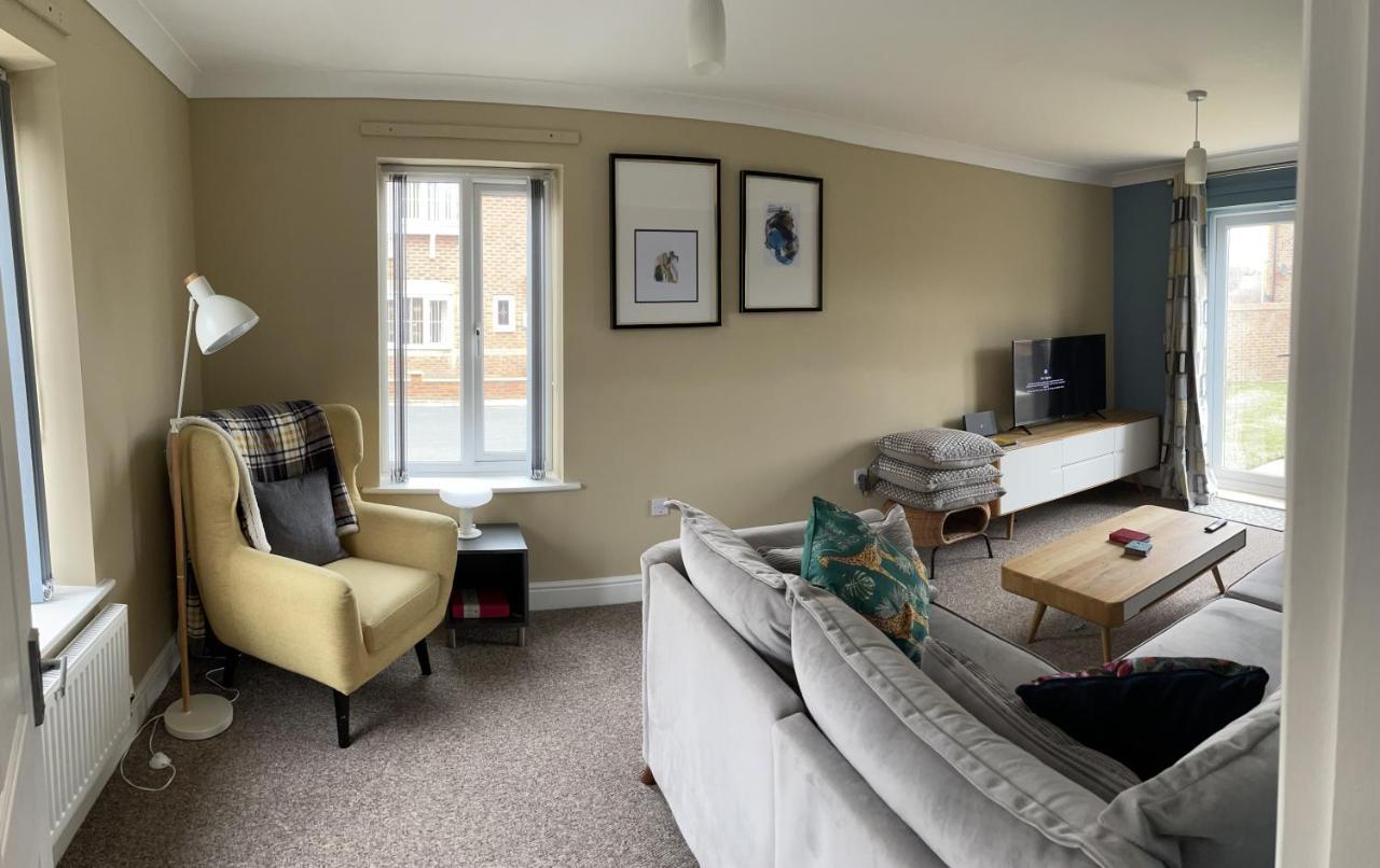 Stunning Large Detached Gloucester, 4 Beds, 3 Bedroom, 2 Bathroom Property, Nr Chelt, The Docks And Quays Sleeps 6 エクステリア 写真