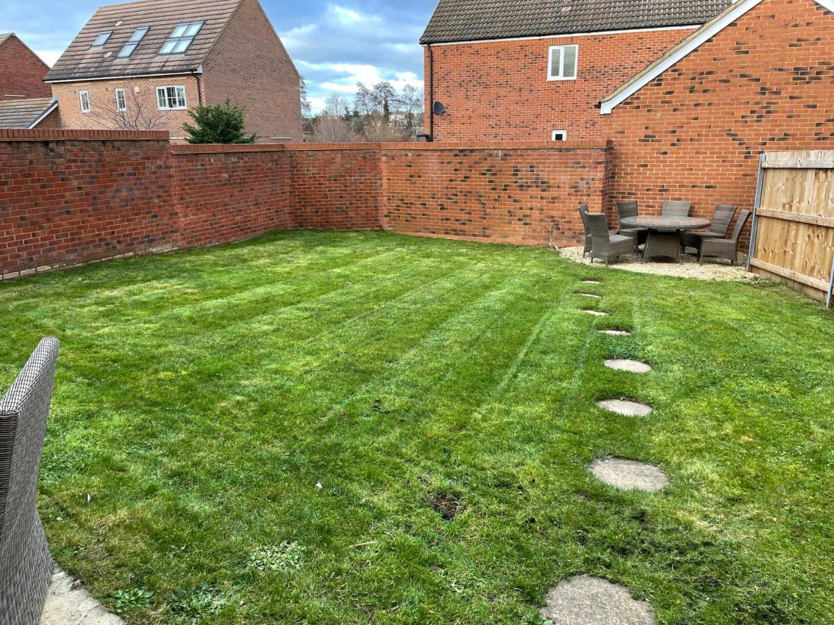 Stunning Large Detached Gloucester, 4 Beds, 3 Bedroom, 2 Bathroom Property, Nr Chelt, The Docks And Quays Sleeps 6 エクステリア 写真